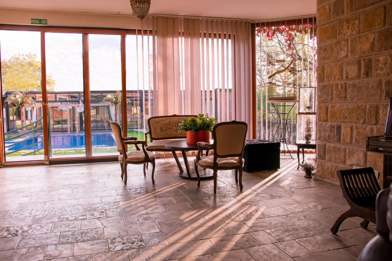 The Belgrade Hills Rooms And Suites Belgrado Exterior foto