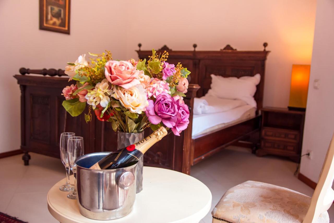 The Belgrade Hills Rooms And Suites Belgrado Exterior foto