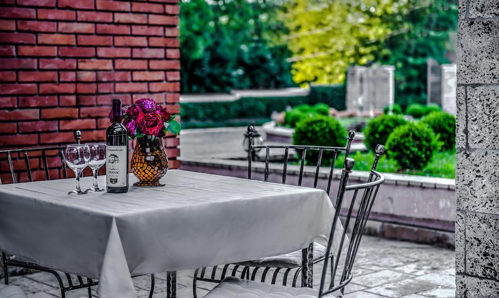 The Belgrade Hills Rooms And Suites Belgrado Exterior foto