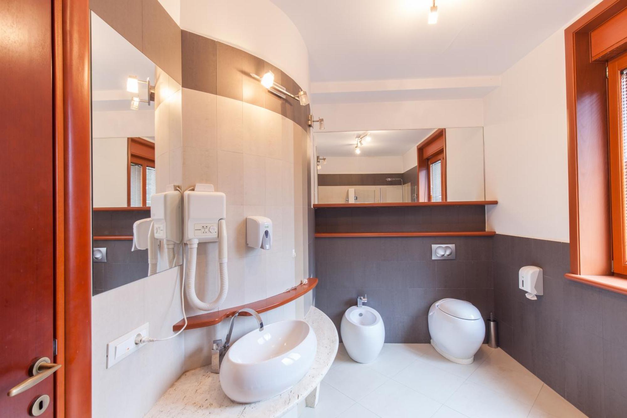 The Belgrade Hills Rooms And Suites Belgrado Quarto foto