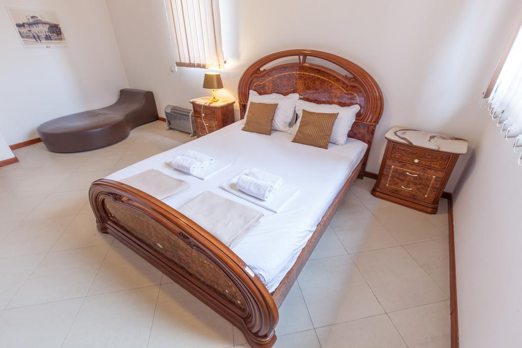 The Belgrade Hills Rooms And Suites Belgrado Exterior foto