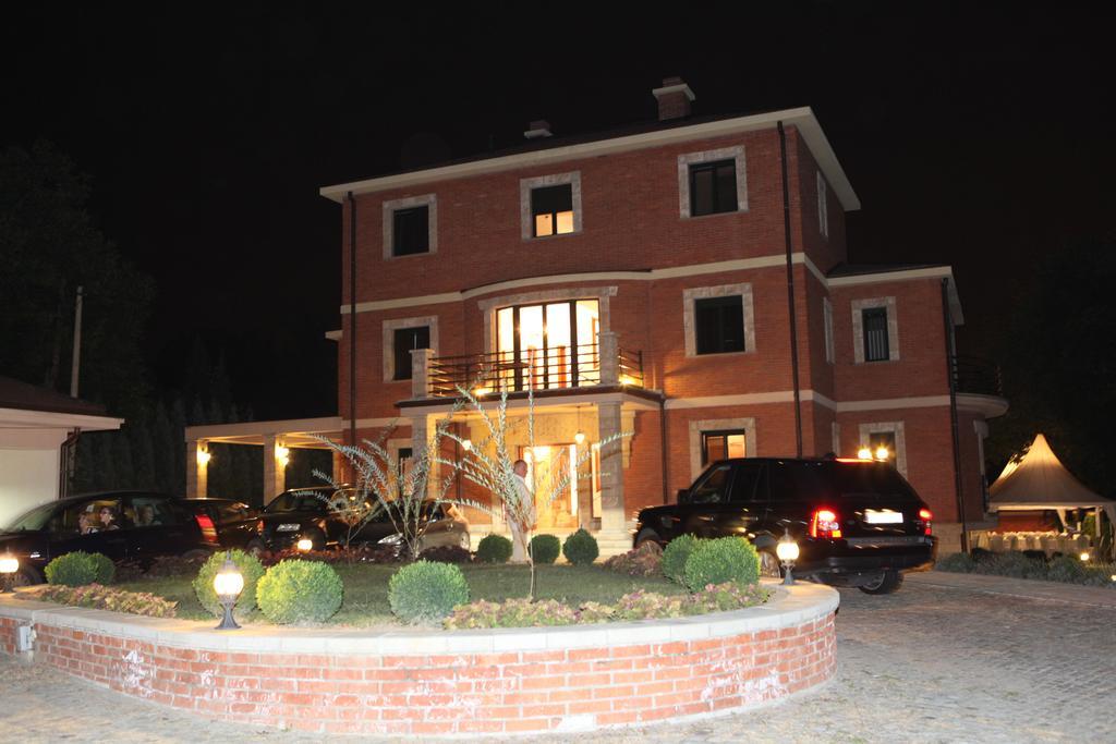 The Belgrade Hills Rooms And Suites Belgrado Exterior foto