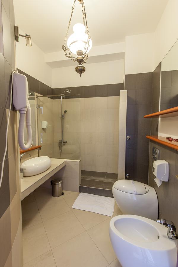 The Belgrade Hills Rooms And Suites Belgrado Exterior foto